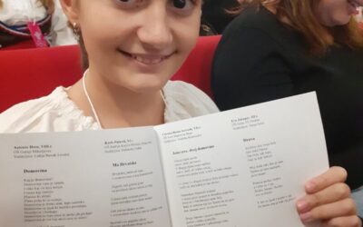 Eva Jakupec, učenica 4.r OŠ Gola, PŠ Otočka izvodila svoju pjesmu Drava na 56. Zboru malih pjesnika